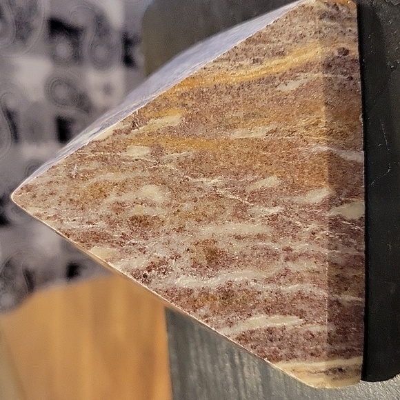 Elegant Pyramid Jasper Crystal - Picture 3 of 8